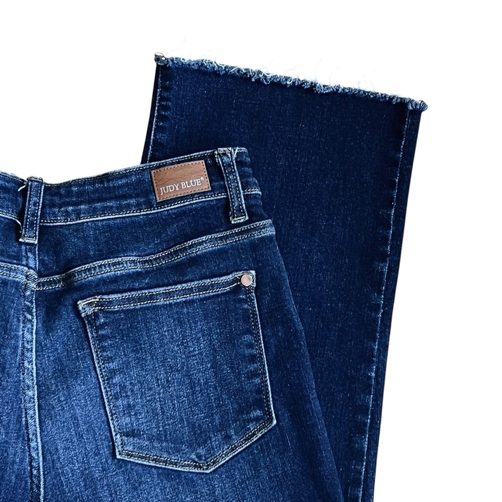 Judy Blue Mid-Rise Wide Leg Cropped Jeans in Blue - Picture 7 of 13